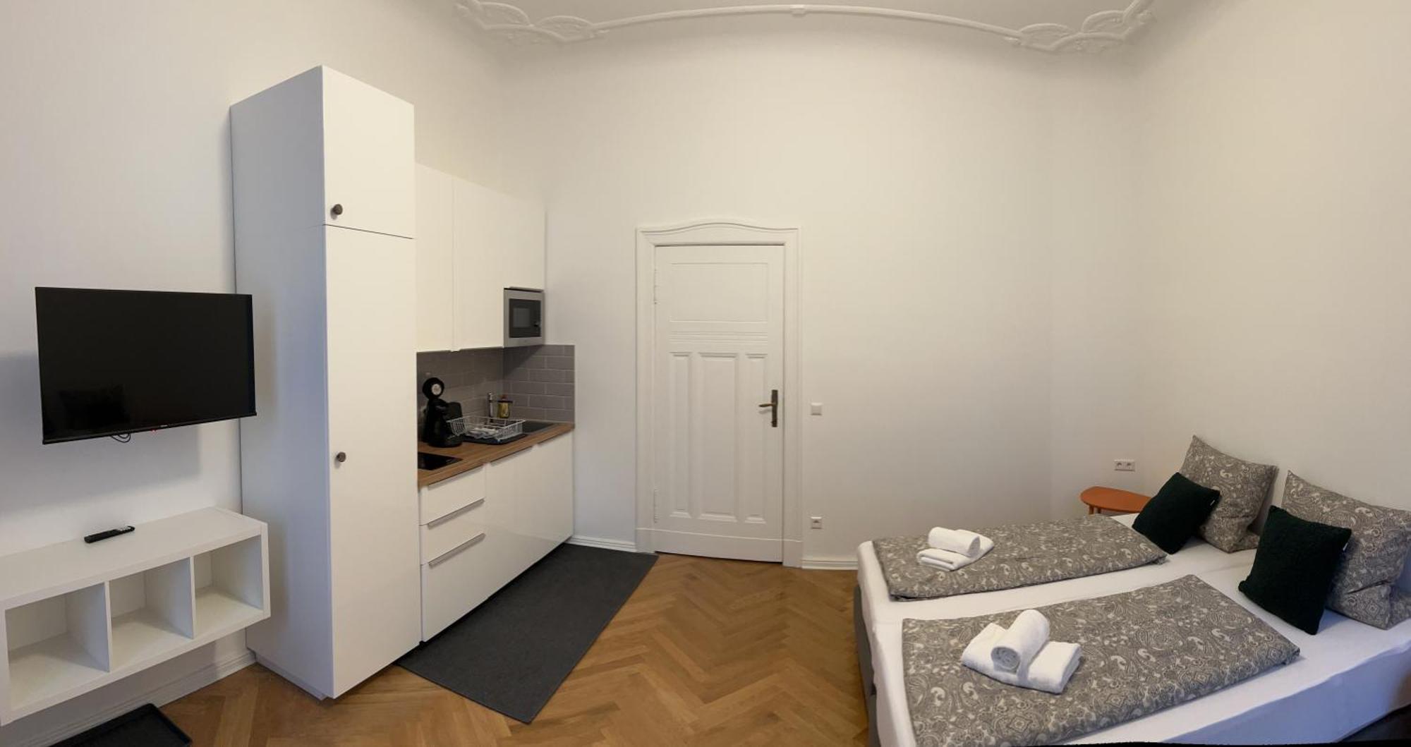 Bismarcks Berlin Apartment ภายนอก รูปภาพ