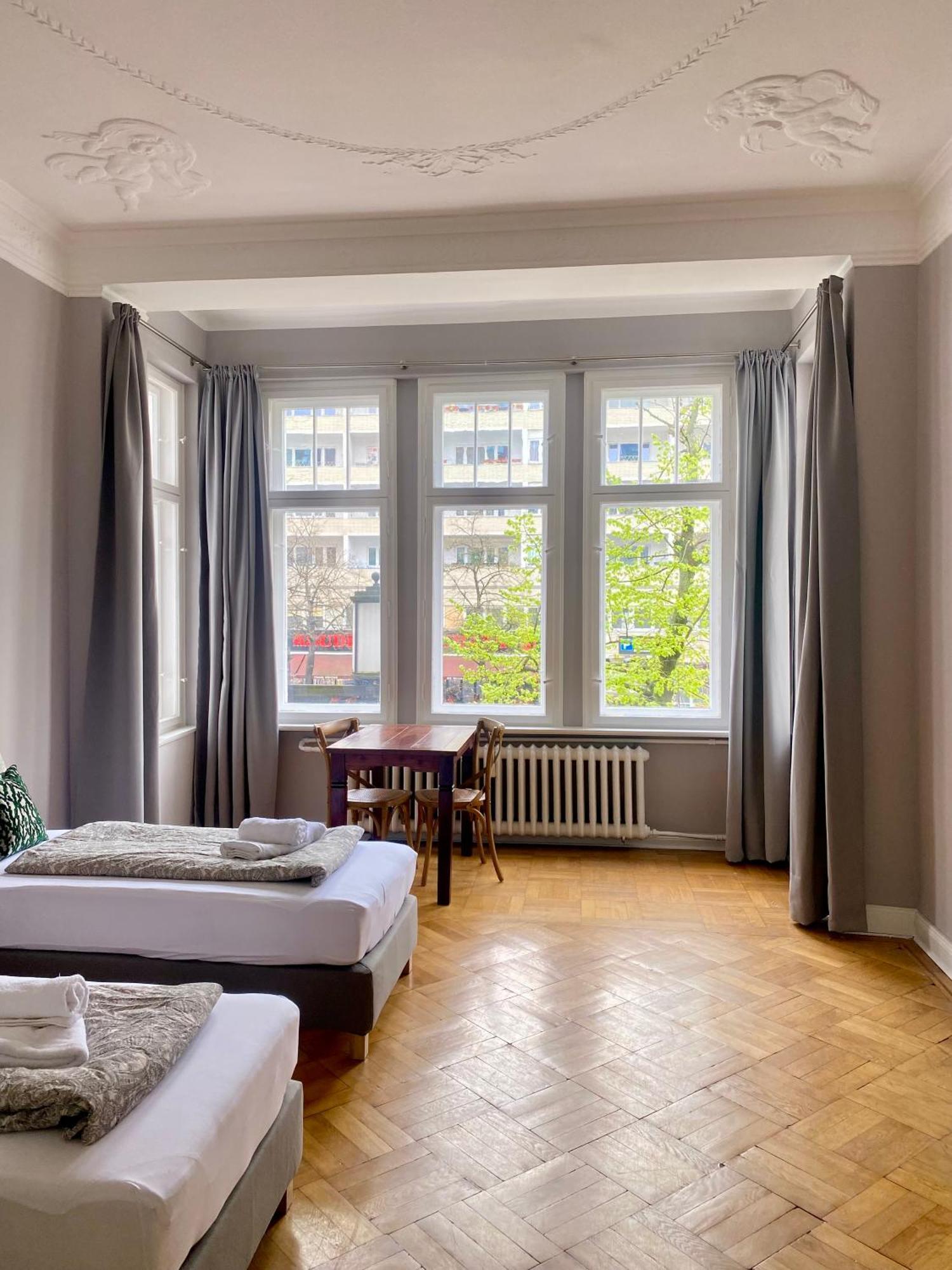 Bismarcks Berlin Apartment ภายนอก รูปภาพ