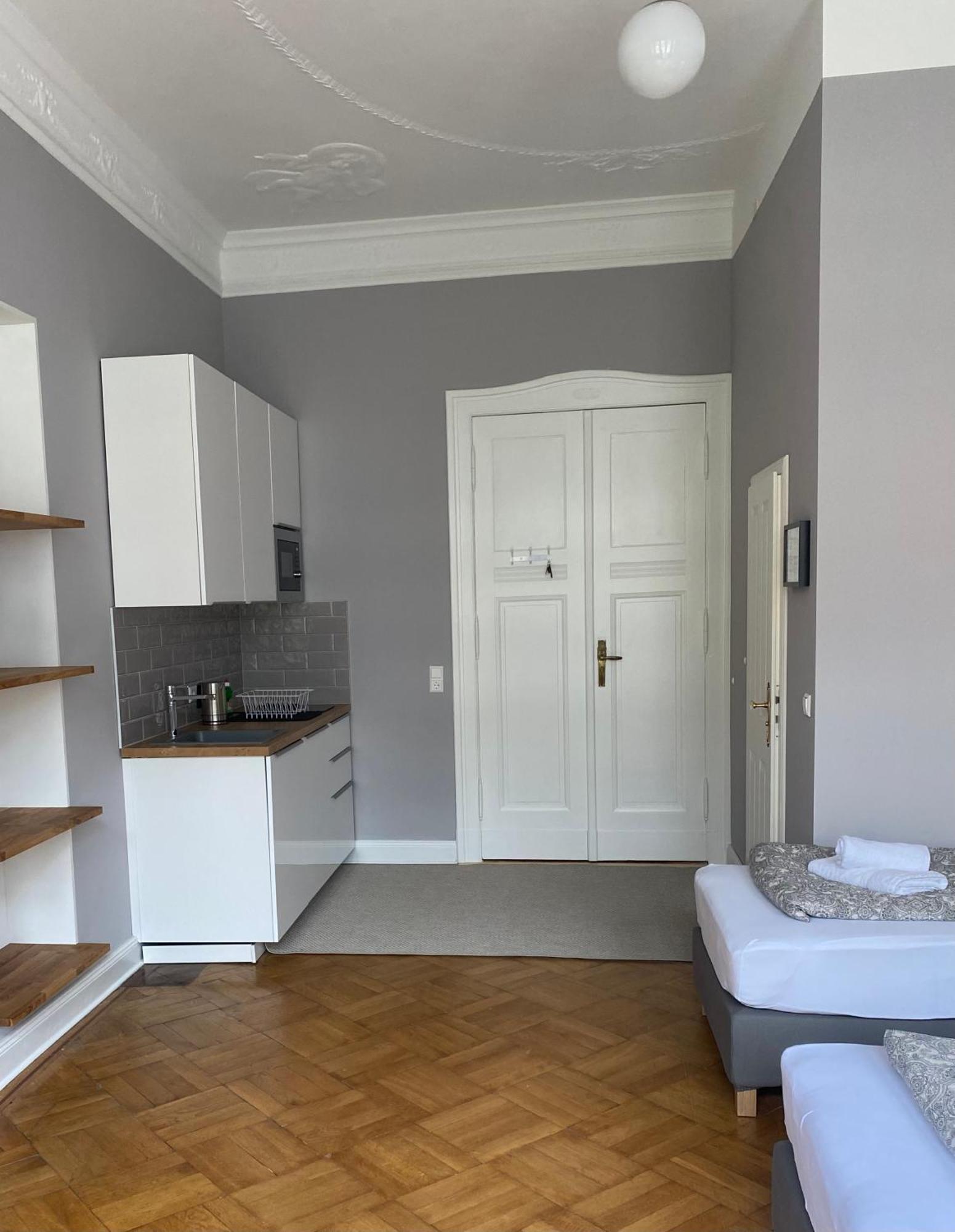 Bismarcks Berlin Apartment ภายนอก รูปภาพ