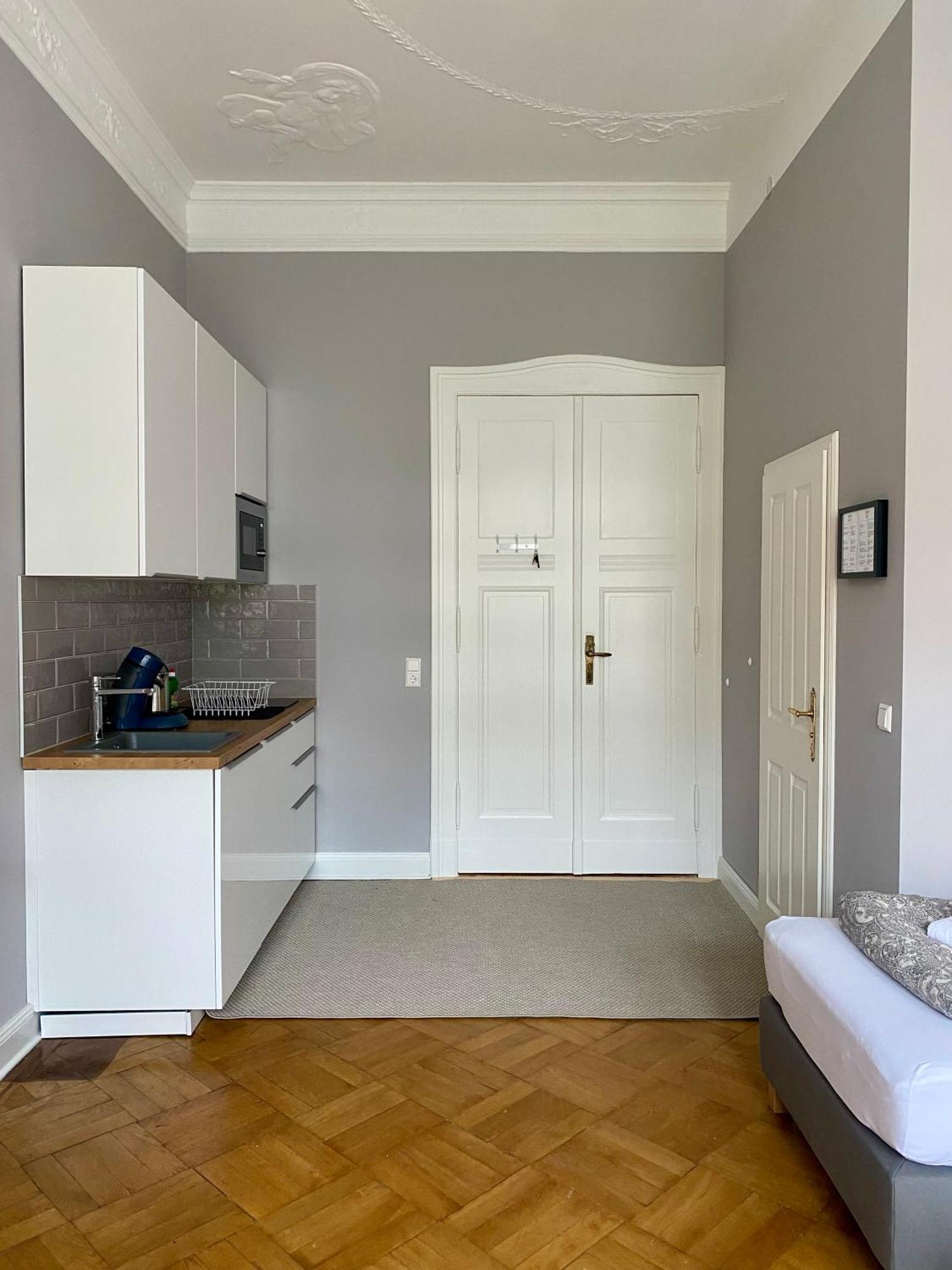Bismarcks Berlin Apartment ภายนอก รูปภาพ