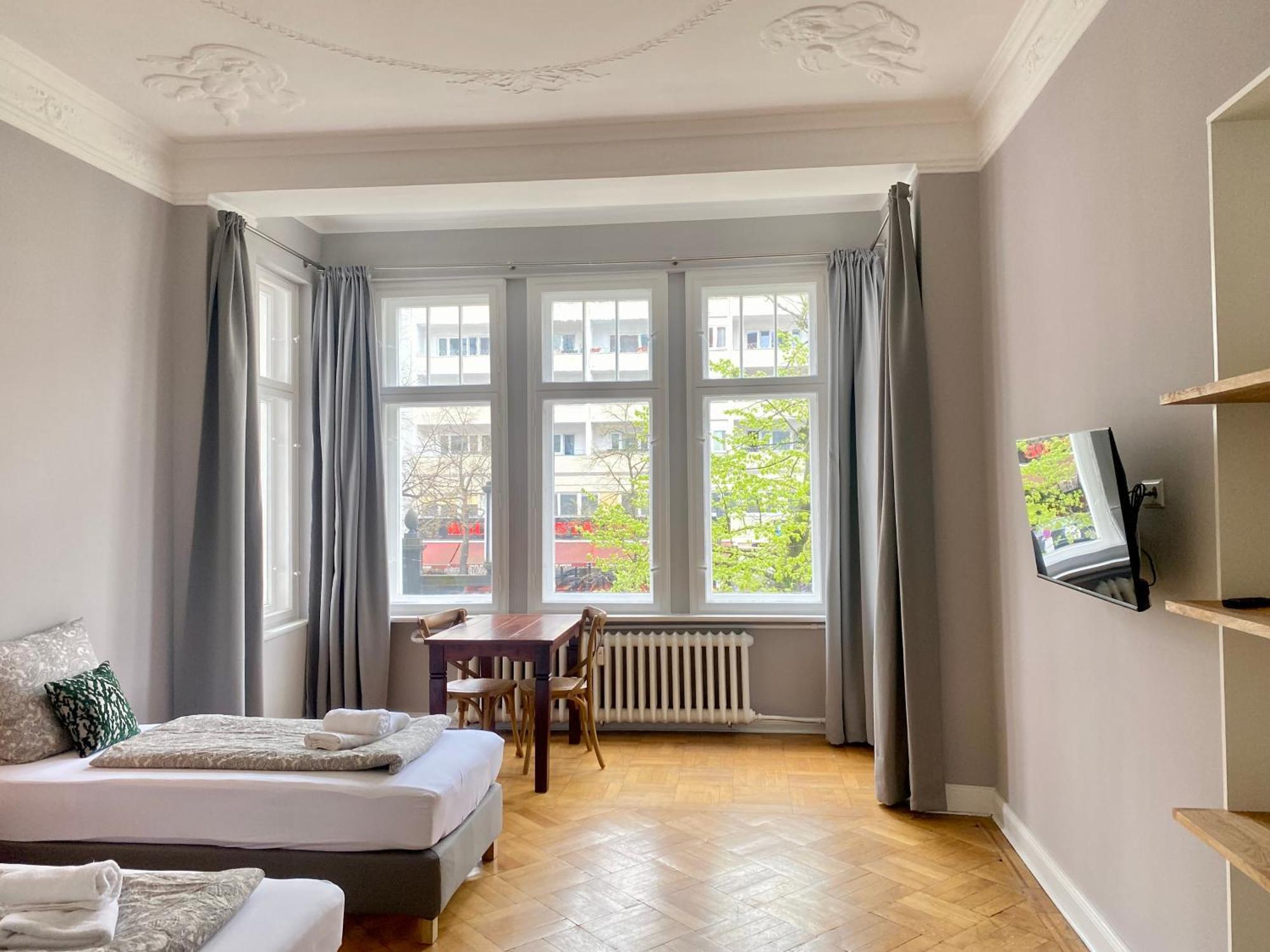 Bismarcks Berlin Apartment ภายนอก รูปภาพ