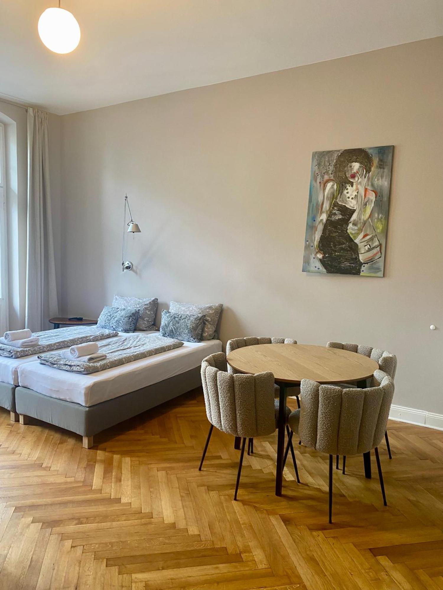 Bismarcks Berlin Apartment ภายนอก รูปภาพ