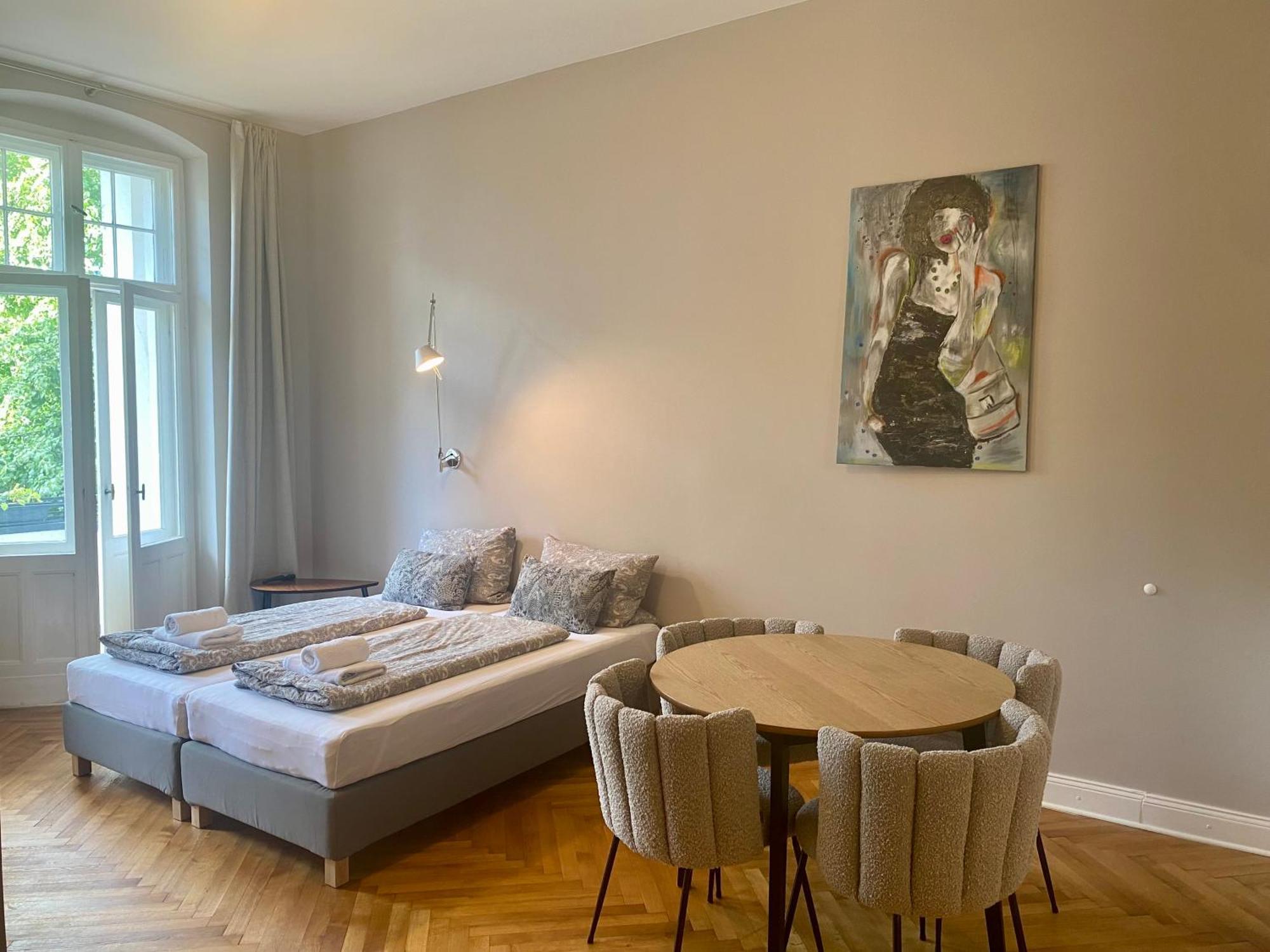 Bismarcks Berlin Apartment ภายนอก รูปภาพ