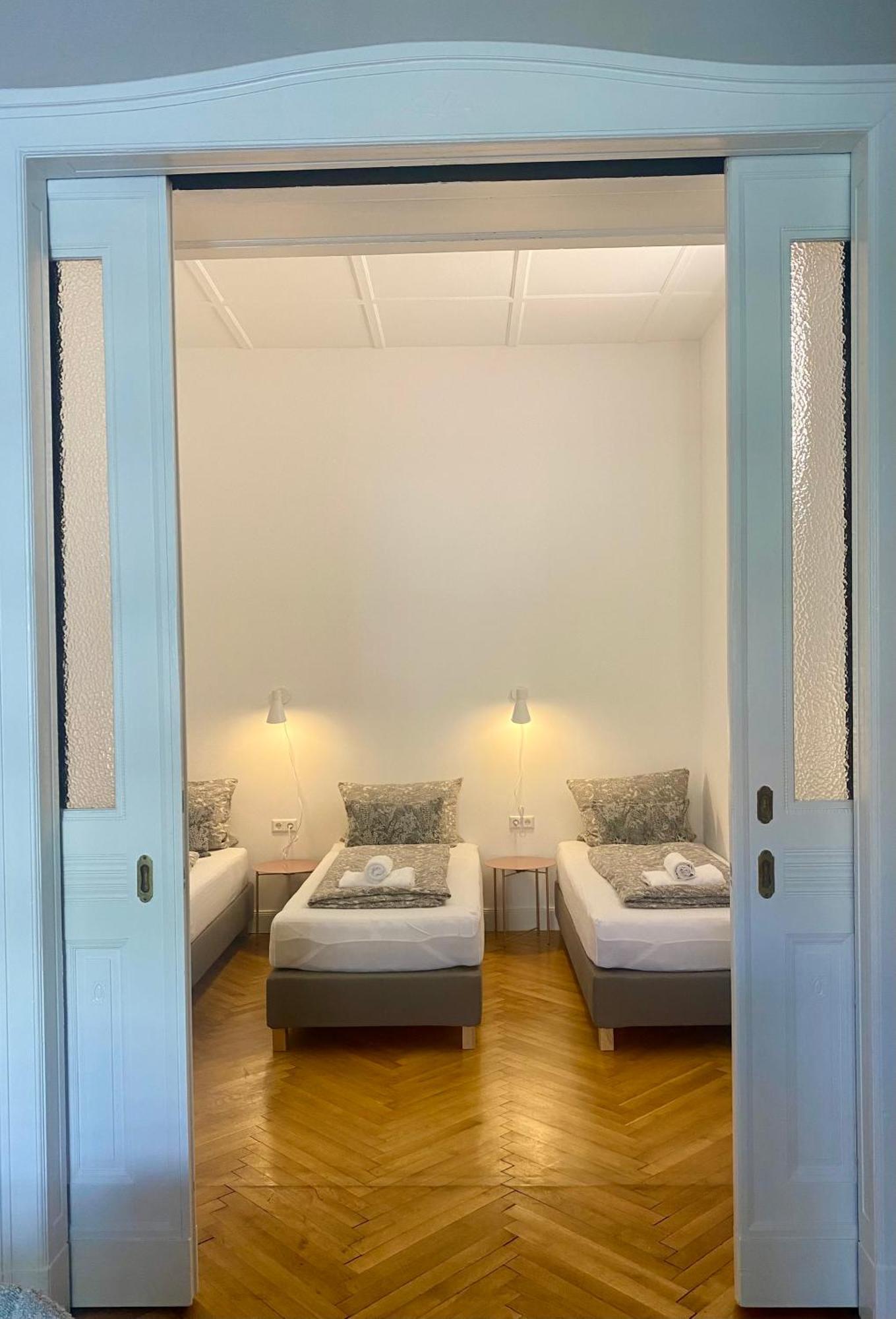 Bismarcks Berlin Apartment ภายนอก รูปภาพ